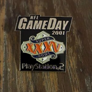 NFL Game Day 2001 Super Bowl XXXV PlayStation 2 Lapel Pin